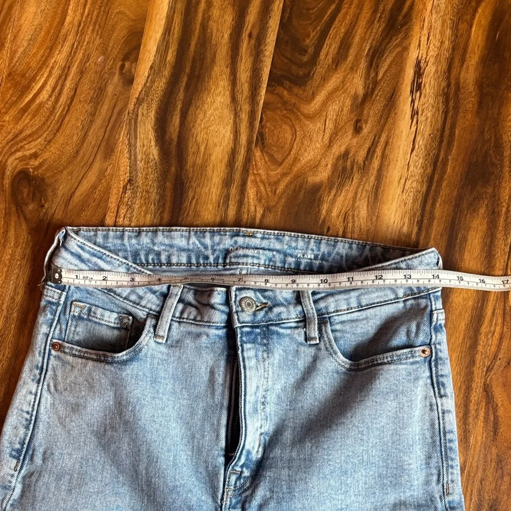 Old Navy Light Blue Flare Jeans size 6 - Picture 4 of 10